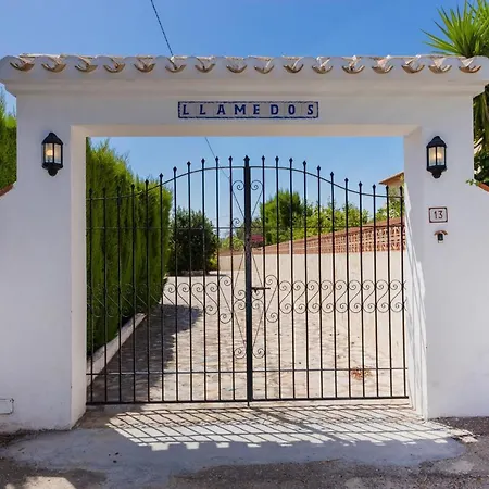 Villa Llamedos Montgo By Rock Javea