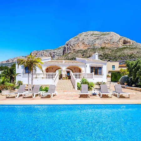 Villa Llamedos Montgo By Rock *